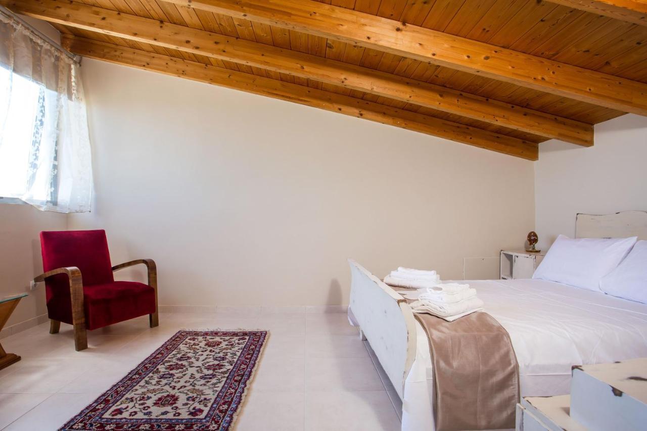 Villa De Manu Rhodes City Extérieur photo